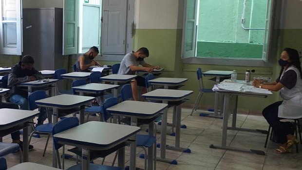Aplicação das provas na E.E. Silveira Brum, Muriaé. Foto: Divulgação da Escola